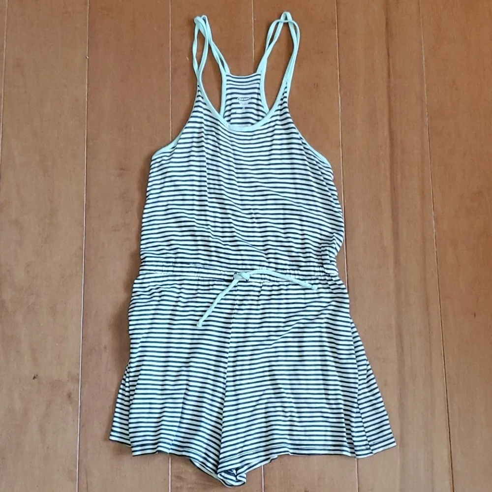 3 for $10 Old Navy Racerback Knit Stripe Shorts Romper medium size 8